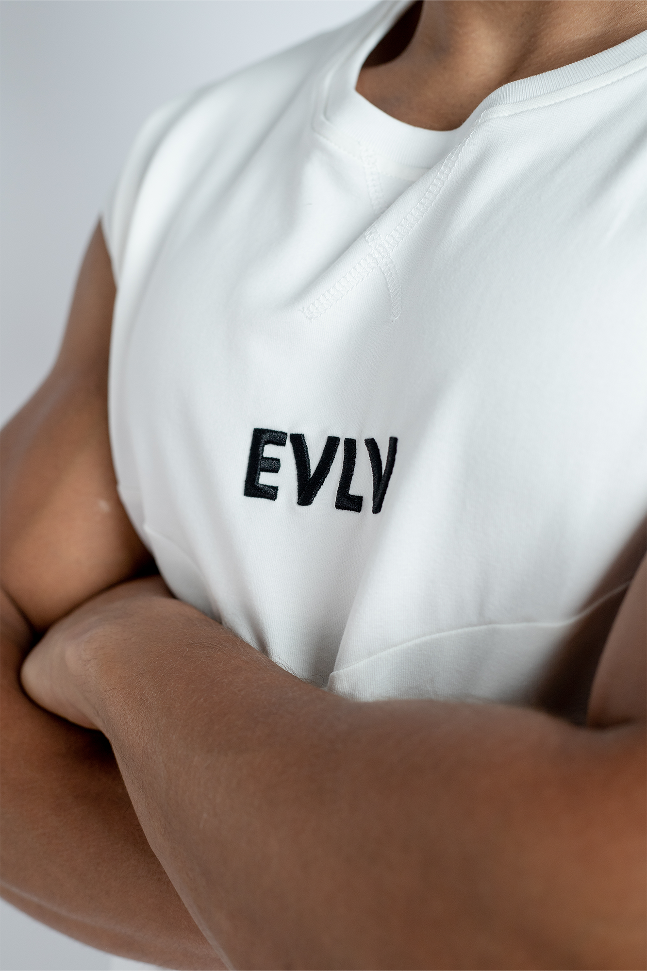 Men's Signature Sleeveless Tee